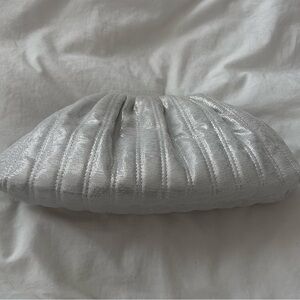 Free People Cejon Silver Clutch Bag Kiss Lock NWOT White Pearl Pleated Ruffled